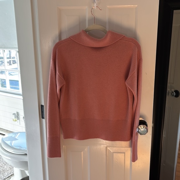 Banana republic sweatet - Picture 3 of 6